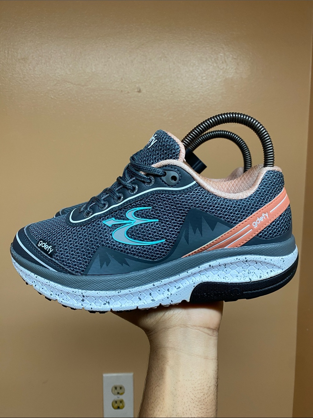 Gravity Defyer G-Defy Mighty Walk Women's Walking Sneakers “Gray Salmon” Size 7 - Picture 3 of 17